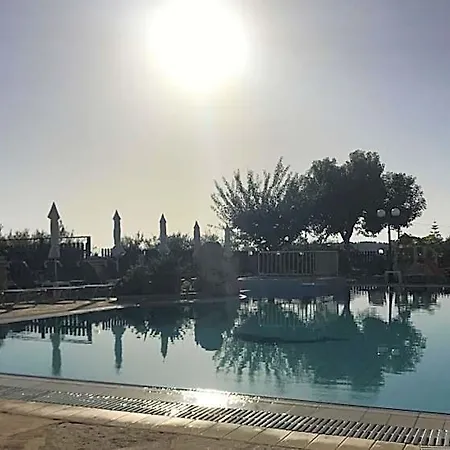 Ariadne Hotel Plános